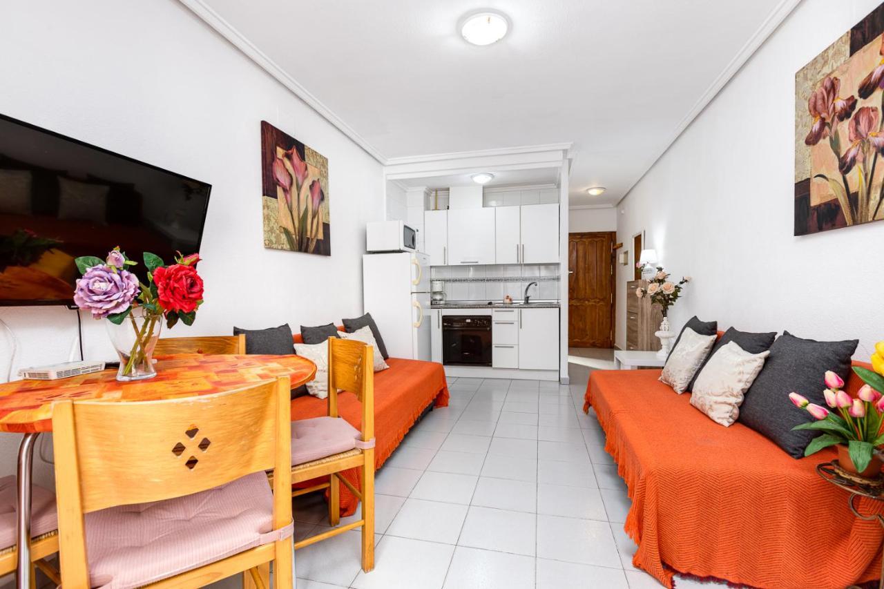Apartment Studio Relax Almudena تورّيفيِخا المظهر الخارجي الصورة